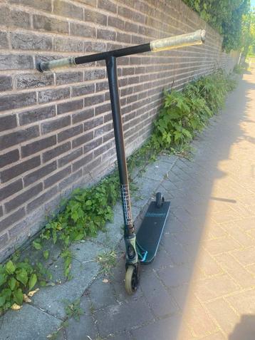 Zeer mooie envy blunt stuntstep beschikbaar voor biedingen