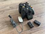 Originele Xbox 360 controllers & lader en batterijen, Controller, Ophalen of Verzenden, Zo goed als nieuw, Xbox 360