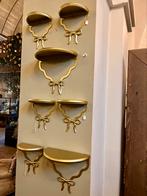 Leuke gouden schapjes met strik, 2 maten, wand deco, Ophalen of Verzenden, Zo goed als nieuw