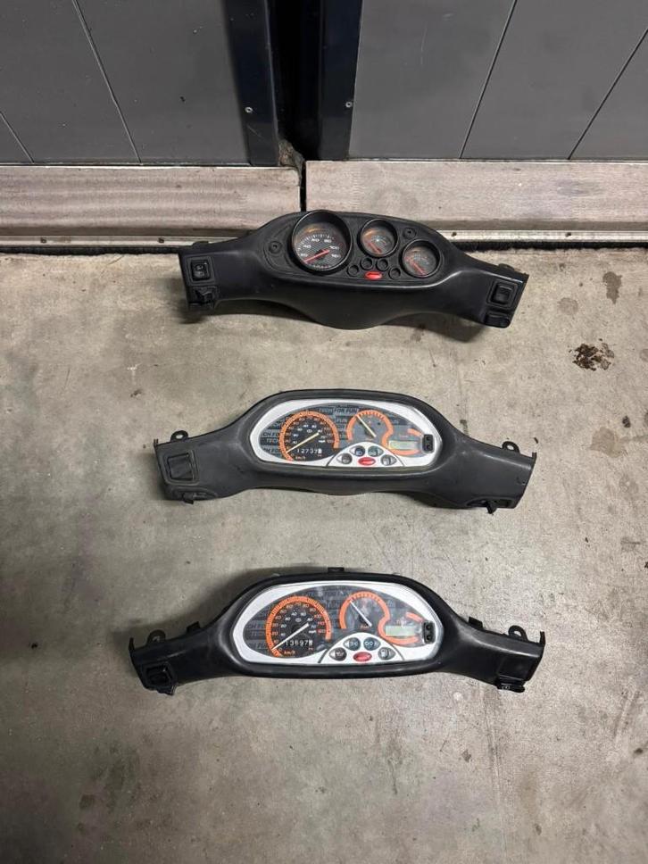 Piaggio Typhoon tellers, Fietsen en Brommers, Brommeronderdelen | Algemeen, Zo goed als nieuw, Overige typen, Ophalen of Verzenden