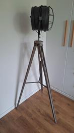 Industriële Staande Lamp Driepoot E27, Huis en Inrichting, Ophalen, Gebruikt, Metaal, 150 tot 200 cm