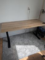 Verstelbaar Bureau, zo goed als nieuw!, Ophalen, Zo goed als nieuw