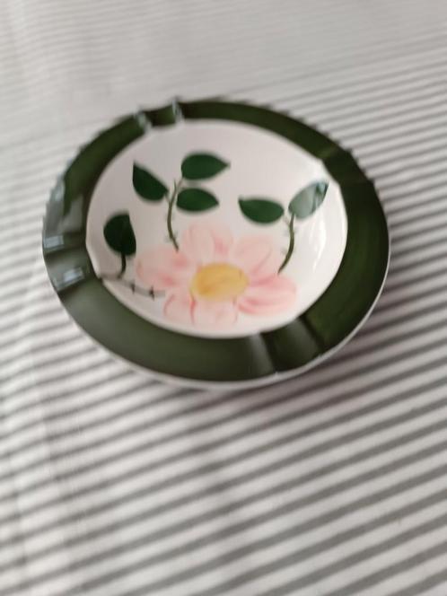 Villeroy en Boch WILD ROSE  asbak, Antiek en Kunst, Antiek | Servies los, Ophalen of Verzenden