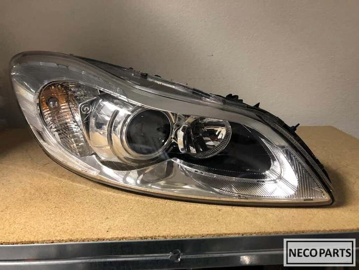 Volvo c30 xenon koplamp rechts 31214804, Auto-onderdelen, Verlichting, Volvo, Gebruikt, Ophalen of Verzenden