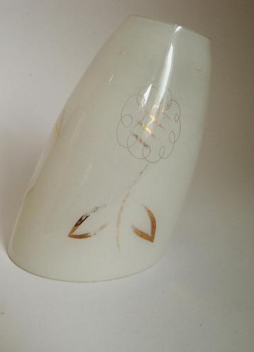 1x lampenkap schuin, bloem, wit, jaren 50, glas, goud. beschikbaar voor biedingen