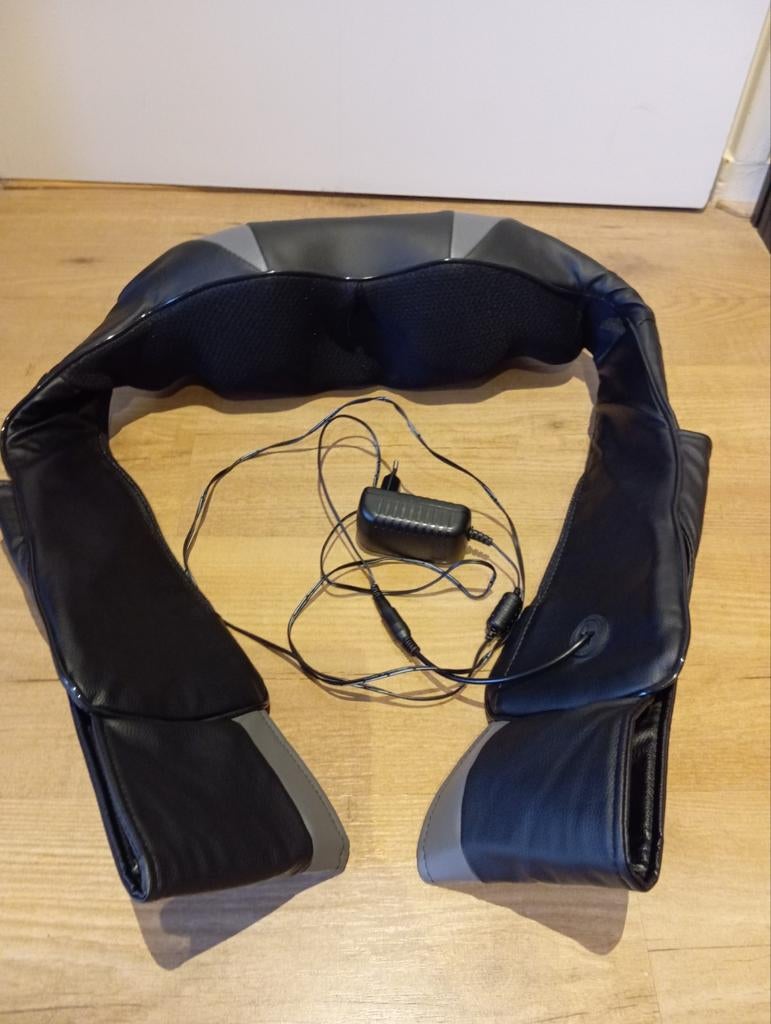 Elektrisch nek- en schoudermassage apparaat, Ophalen, Zo goed als nieuw, Apparaat