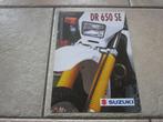 Suzuki DR 650 SE brochure folder 1995 ?, Motoren, Handleidingen en Instructieboekjes, Suzuki