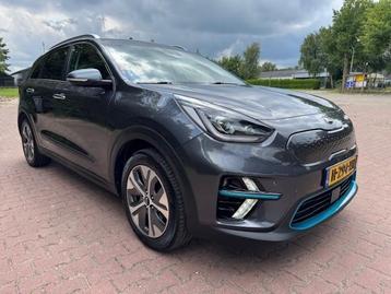 Kia e-Niro EXECUTIVELINE 64KWH 3 FASE LADEN/ACARPLAY/LEER/FA beschikbaar voor biedingen