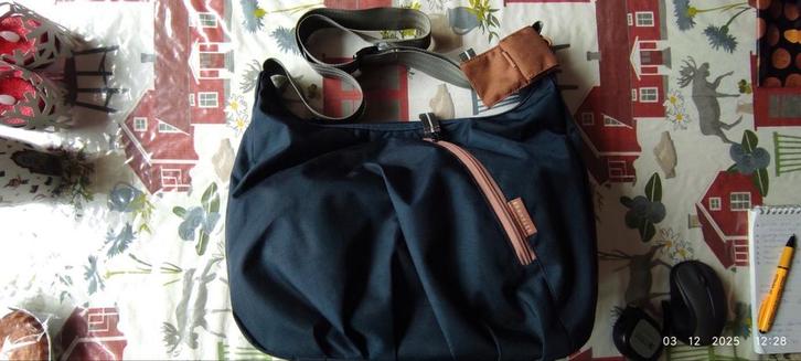 Crumpler fototas met verwijderbare camera inzet Doozie Photo, Audio, Tv en Foto, Fotografie | Fototassen, Schoudertas, Overige merken