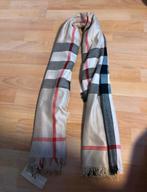 Burberry sjaal NIEUW…, Kleding | Dames, Mutsen, Sjaals en Handschoenen, Ophalen of Verzenden, Nieuw, Sjaal