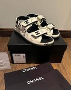 100% Originele CHANEL • DAD SANDALS • Slippers 36,5 | 37, Chanel, Ophalen of Verzenden, Zo goed als nieuw, Sandalen of Muiltjes