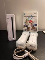 Nintendo Wii & Mario Kart, Spelcomputers en Games, Spelcomputers | Nintendo Wii, Ophalen of Verzenden, Gebruikt, Met 2 controllers