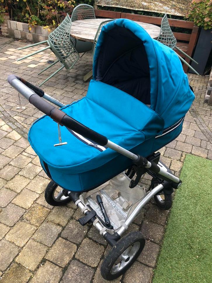 Mutsy wandelwagen met wiegbak | meerijplankje | winkelmandje, Kinderen en Baby's, Kinderwagens en Combinaties, Gebruikt, Kinderwagen