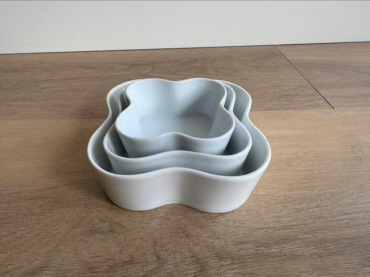 Set van 3 vlindervormige schaaltjes. Wit. Intermezzo., Huis en Inrichting, Keuken | Servies, Zo goed als nieuw, Schaal of Schalen