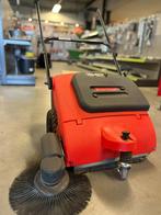 Veegmachine voor mooie prijs!, Tuin en Terras, Veegmachines, Ophalen, Nieuw
