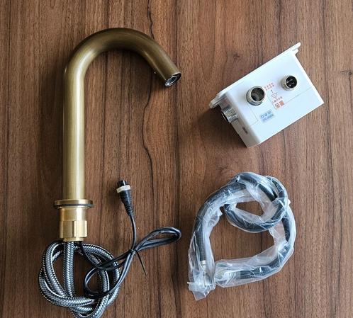 Kraan met sensor / Voor fonteintje / Oud goud / Hoogte 23 cm, Doe-het-zelf en Verbouw, Sanitair, Nieuw, Kraan, Ophalen