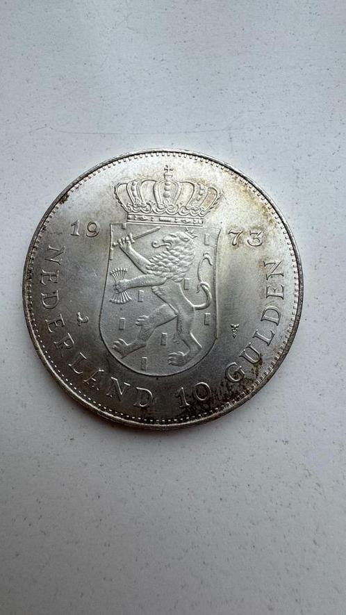 2x zilveren tientje 1973 Juliana, Postzegels en Munten, Munten | Nederland, Losse munt, 10 gulden, Koningin Juliana, Zilver, Ophalen of Verzenden