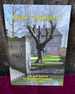 Over 't Kasteel , 250 jaar kasteel de Strijdhoef , Udenhout, Ophalen of Verzenden, Zo goed als nieuw