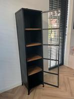 Zwarte metalen vitrinekast met glazen deur, Ophalen, Gebruikt, 50 tot 100 cm, Metaal