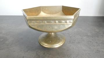 Bronzen schaal [1719] beschikbaar voor biedingen