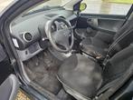 Peugeot 107 1.0-12V XS 5-deurs *apk:08-2026*, Auto's, Peugeot, Voorwielaandrijving, Euro 5, Gebruikt, 4 stoelen