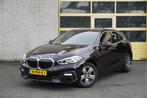 BMW 1-serie 118i Automaat! 5drs Executive Edition BJ2020 Lmv, 65 €/maand, Stof, Gebruikt, Zwart