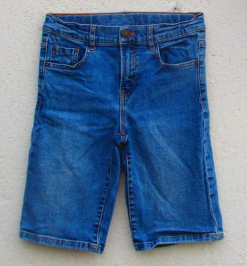 jeansshort van zara maat 140, Kinderen en Baby's, Kinderkleding | Maat 140, Zo goed als nieuw, Jongen, Broek, Ophalen of Verzenden