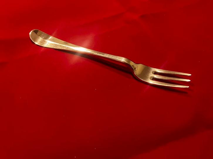 18e eeuwse Zilveren Dessertvork Rotterdam (1776), Antiek en Kunst, Antiek | Bestek, Ophalen of Verzenden