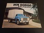 Brochure Dodge Medium-Duty models 1974 USA, Ophalen of Verzenden, Zo goed als nieuw, Overige merken