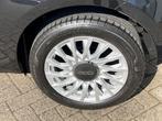 Fiat 500 1.0 Hybrid Dolcevita *carplay *climate *cruise, Auto's, Fiat, Gebruikt, Zwart, 4 stoelen, Leder en Stof