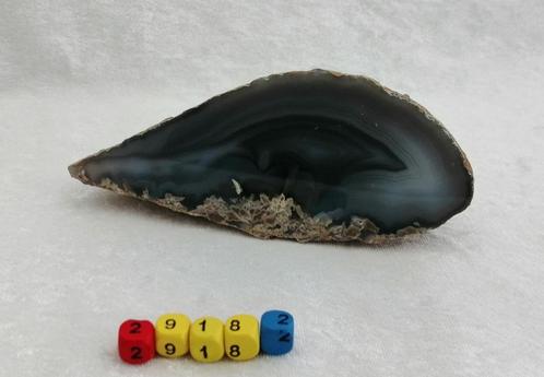 2918.2 Chalcedoon geode dicht, Verzamelen, Mineralen en Fossielen, Mineraal, Ophalen of Verzenden