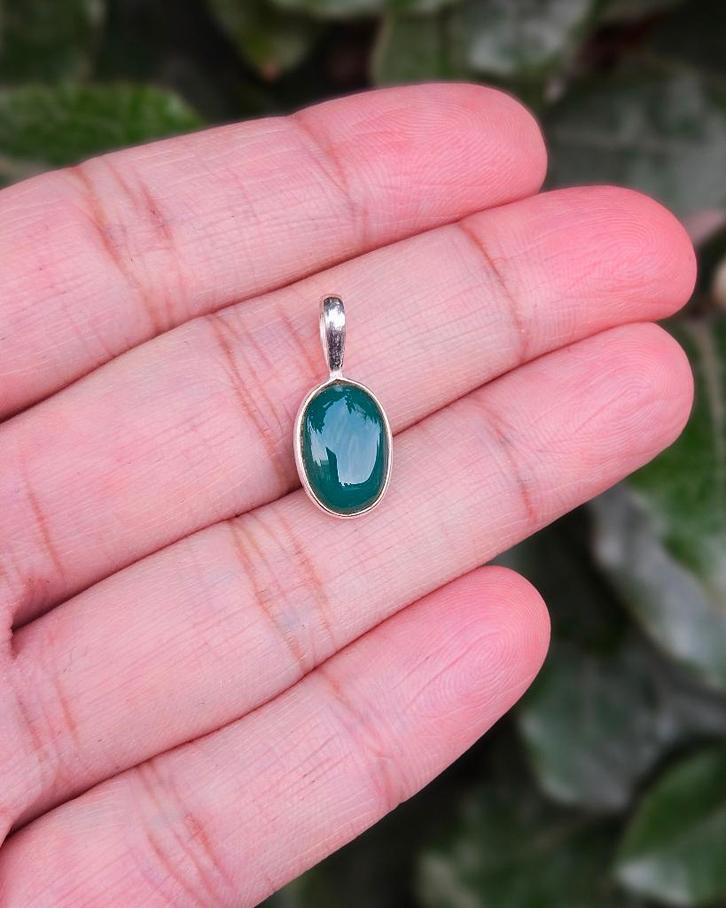 Groene Onyx Hanger Mila - Echt Zilver, Sieraden, Tassen en Uiterlijk, Kettinghangers, Nieuw, Zilver, Groen, Met edelsteen, Ophalen of Verzenden