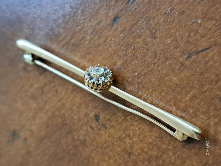 Vergulde dasspeld reverspeld broche bloemvorm in het midden, Sieraden, Tassen en Uiterlijk, Antieke sieraden, Broche, Goud, Verguld
