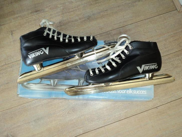 Viking Lage Noren maat 38 in doos in perfecte staat!!!, Sport en Fitness, Schaatsen, Gebruikt, Noren, Viking, Ophalen of Verzenden
