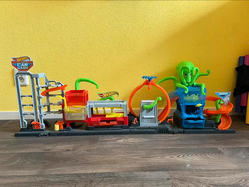 Hot Wheels City - Ultieme Octo Autowasserette, Kinderen en Baby's, Speelgoed | Racebanen, Zo goed als nieuw, Racebaan, Handmatig