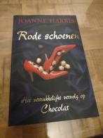 Joanne Harris - Rode schoenen, Ophalen of Verzenden, Zo goed als nieuw, Nederland, Joanne Harris