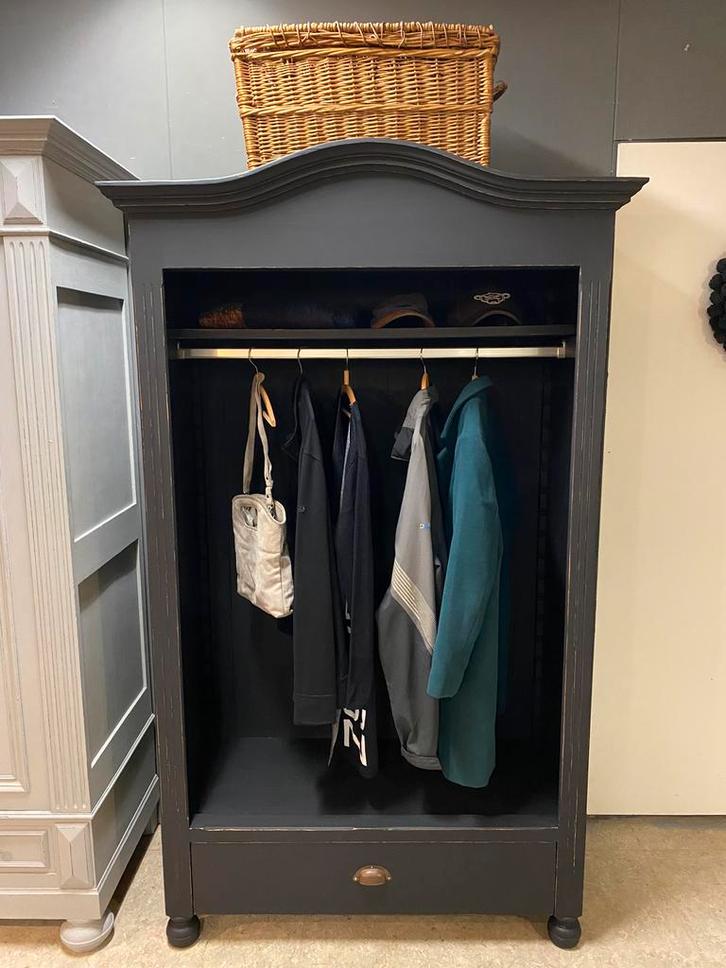 Brocante garderobe kast Vestibule, Kinderen en Baby's, Kinderkamer | Commodes en Kasten, Zo goed als nieuw, 105 cm of meer, 100 cm of meer