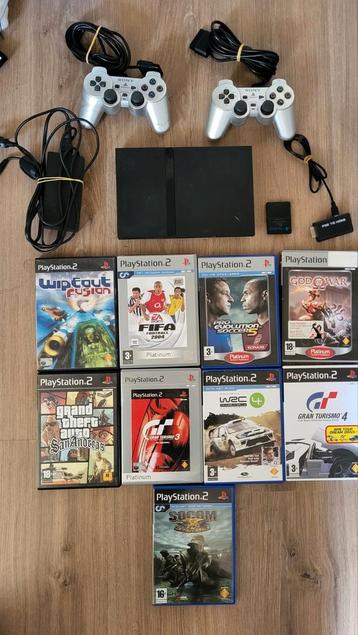 Sony Playstation 2 Slim, 2 controllers, God Of War, GTA SA