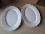 2 Arcoroc Schalen Wit Ovaal, Huis en Inrichting, Keuken | Servies, Ophalen, Overige stijlen, Glas, Schaal of Schalen