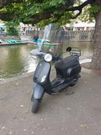 Agm vx50 i snor scooter bouwjaar 2017 met werk, Ophalen, Overige modellen, Zo goed als nieuw, Benzine