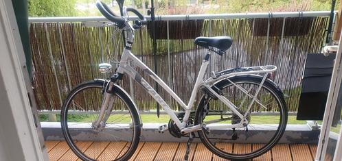 Giant cosmo dames sportfiets, Fietsen en Brommers, Fietsen | Dames | Damesfietsen, Gebruikt, Giant, Versnellingen, Ophalen