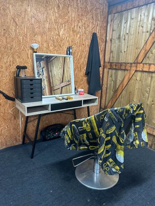 Kapper setup voor beginners/barbers (alles zit erbij)!!!, Sieraden, Tassen en Uiterlijk, Uiterlijk | Haarverzorging, Zo goed als nieuw