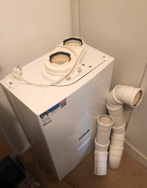 ATAG i36EC HR Combi-ketel CW5 + ATAG One slimme thermostaat, Doe-het-zelf en Verbouw, Geisers en Boilers, Zo goed als nieuw, Minder dan 20 liter
