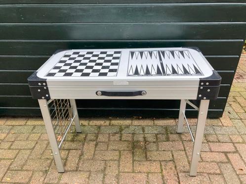 Campingtafel met wasbak en schaakbord, Caravans en Kamperen, Kampeermeubelen, Gebruikt, Campingtafel, Ophalen