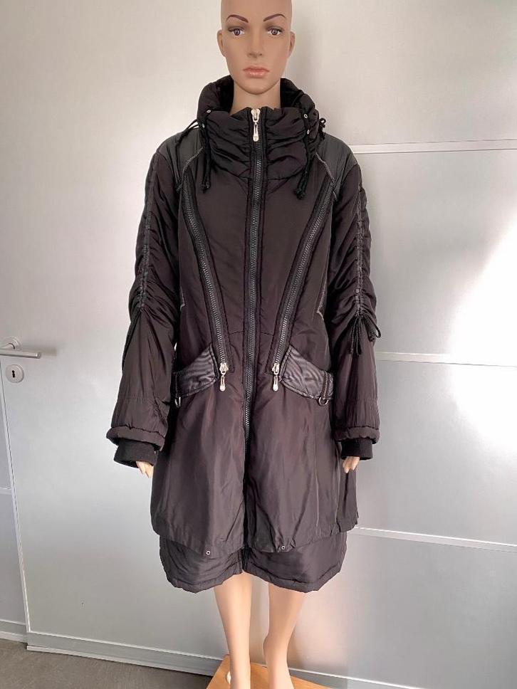 J494 Alexo maat L=42 lange winterjas jas winter parka zwart, Kleding | Dames, Jassen | Winter, Zo goed als nieuw, Maat 42/44 (L)