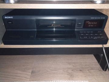 Sony CDP-CE105 beschikbaar voor biedingen