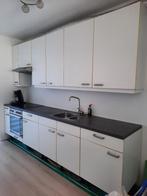 Rechte keuken, Huis en Inrichting, Keuken | Complete keukens, Ophalen, Gebruikt, Wit, Enkelwandige keuken