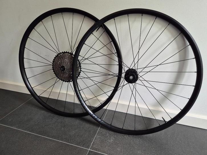 Bontrager Kovee Comp tubeless MTB wielen 29, schijfrem, Fietsen en Brommers, Fietsonderdelen, Zo goed als nieuw, Mountainbike