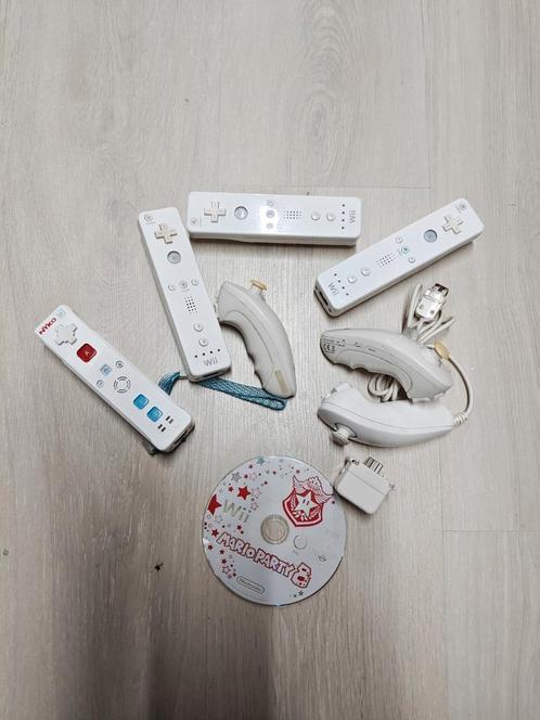 DEFECT wii controllers en game, Spelcomputers en Games, Games | Nintendo Wii, Zo goed als nieuw, 3 spelers of meer, Vanaf 3 jaar