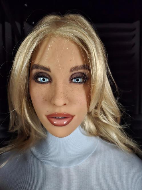 RealDollX Real Doll X robot hoofd met a.i. App gestuurd, Verzamelen, Elektronische Apparatuur, Overige typen, Ophalen of Verzenden